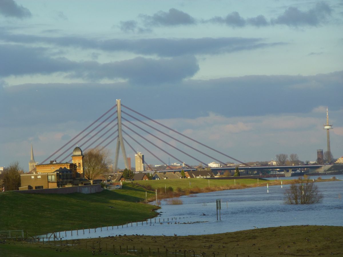 Rhine bridge near Wesel